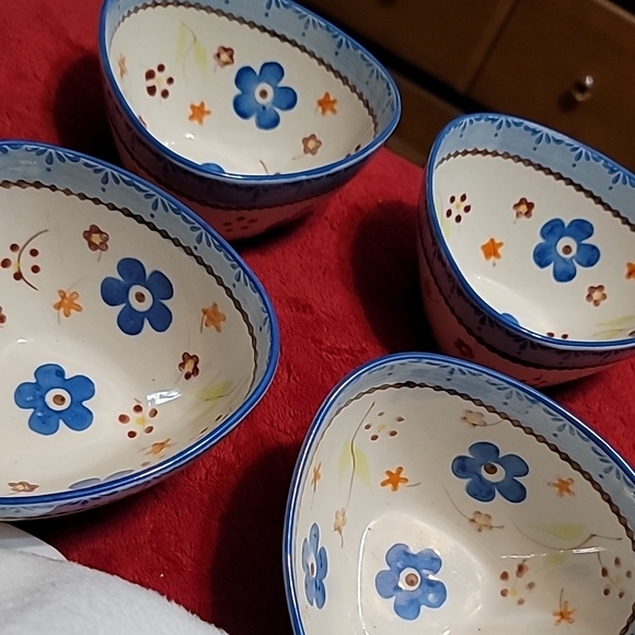 Floral Blue Poppy Triangular Ceramic Bowls Set of 4 by Temptations by Tara - Picture 5 of 6